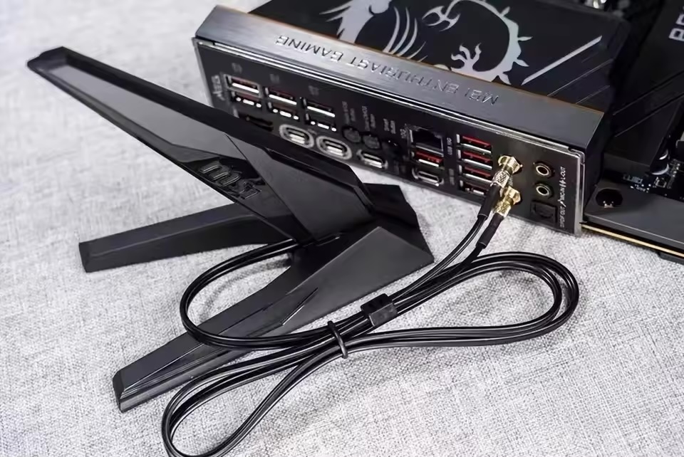 Original MSI Wi-Fi 7 Antenna w - Z890 Wi-Fi 7 Motherboard recension och pris